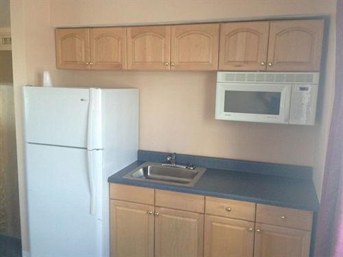Collins Avenue Hostel Miami Beach Room photo